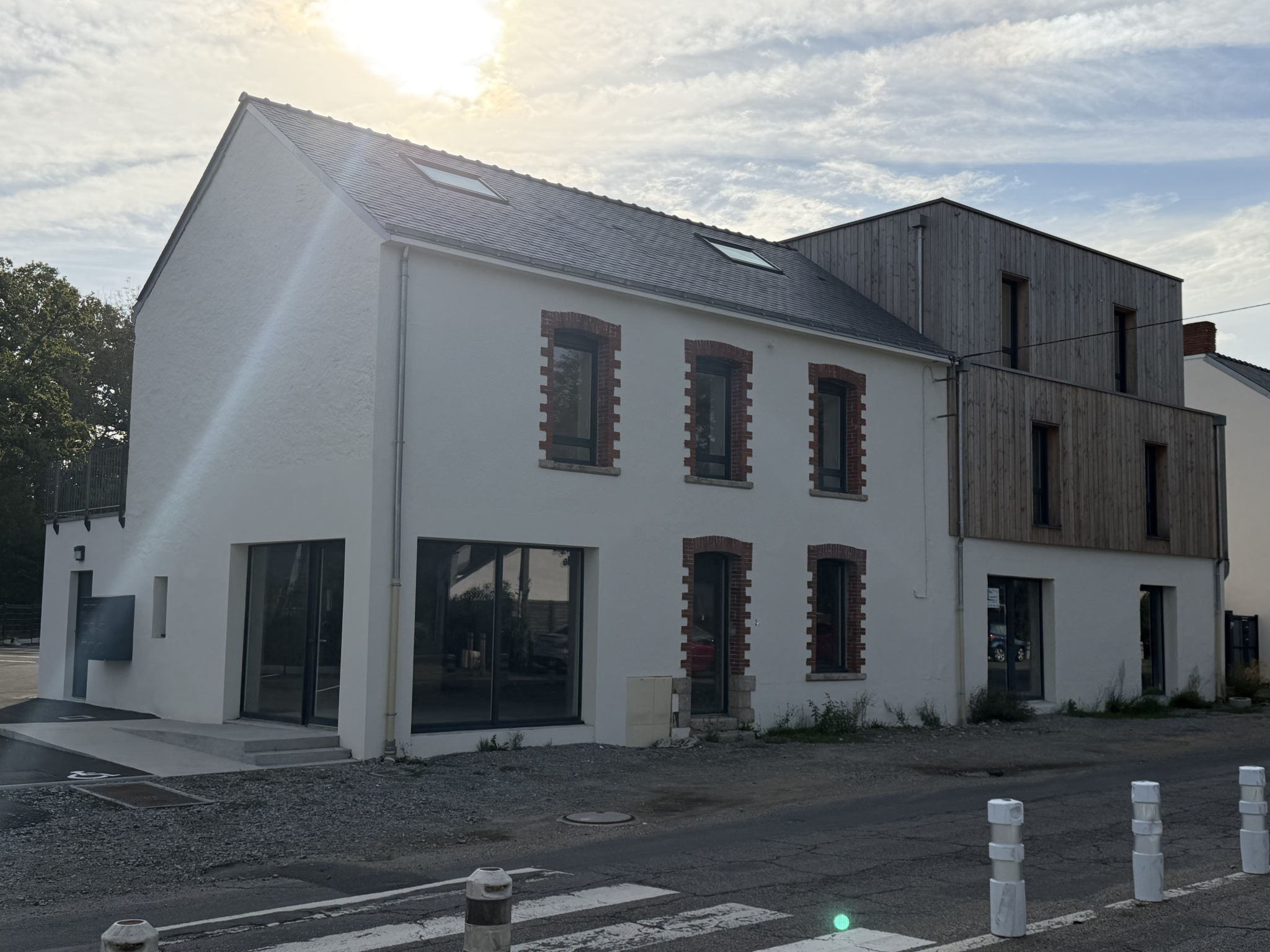 Local commercial à louer à Treillieres, 72,68 m² – photo 1 sur 4